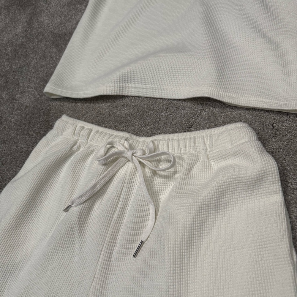 NWOT Zesica Stretch Knit Set - Picture 2 of 3